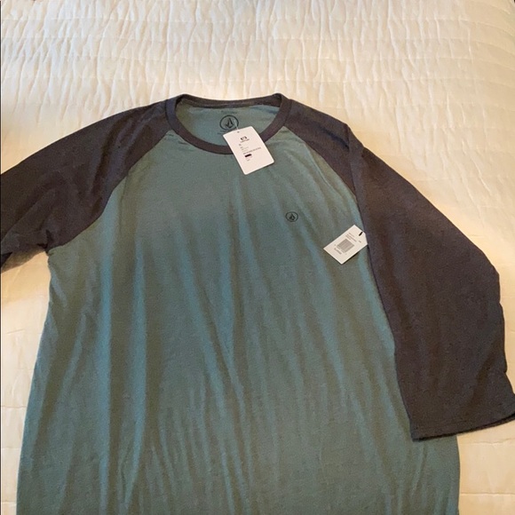 volcom baseball tee